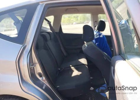 2010 Honda Fit Sport из США, поврежденный, VIN JHMGE8H45AC028963